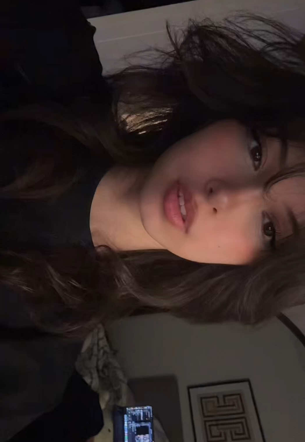 A post by @sanymaaa on TikTok caption: before the haircut #wlw #draft