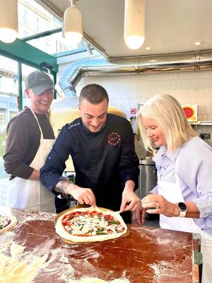 A post by @joshandmomma on TikTok caption: Let the Pizza War Begin 🍕⚔️ After learning how to stretch the dough like pros, now it’s the real deal: toppings and baking time!🔥 We got all the tips from @PeppePizza to make the perfect pizza — from sauce spreading to oven tricks. And of course... the ultimate challenge: Josh vs Momma! Momma says hers is bigger… What do you think? Does size really matter? 😉👇 - Après avoir appris à manier la pâte comme des pros, place au vrai défi : garniture et cuisson !🔥 @peppeofficiel nous a partagé toutes ses astuces pour une pizza réussie — de la sauce à l’enfournage. Et bien sûr… le moment fatidique : Josh vs Momma ! Momma dit que la sienne est plus grande… Alors, pour vous, la taille, ça compte vraiment ? 😉👇 📍Peppe Etienne Marcel, 75001, Paris @peppe.family #joshsmom #joshandmomma 