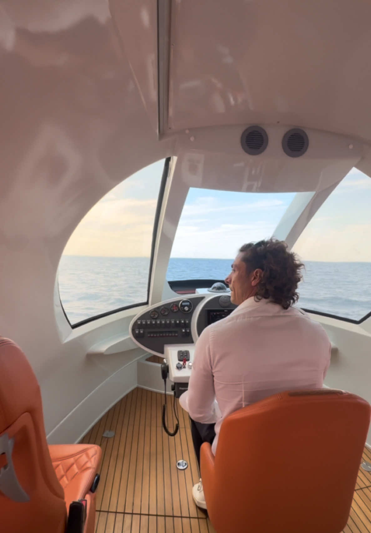 A post by @ on TikTok caption: #jetcapsule  #transportation #mobility #seajet #privatejet #exclusive #luxury #automotive #granturismo #gt #hyper #hyperyacht #superyacht #yacht #yachts #boat #boating #sail #sailing #watermobility #lazzarini #invest 