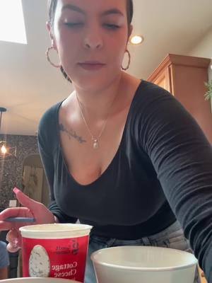 A post by @lillyjbishop on TikTok caption: 🥰🍳