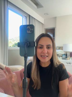 A post by @.familiapimentel on TikTok caption: Tripé maravilhoso que uso para gravar vídeo #tiktokshopchegou 