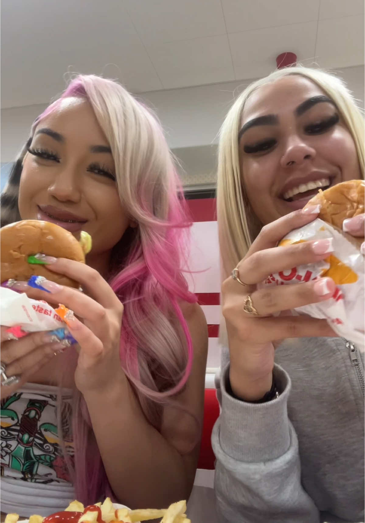 A post by @ch3rryslushi3s on TikTok caption: in n out was a 5/10