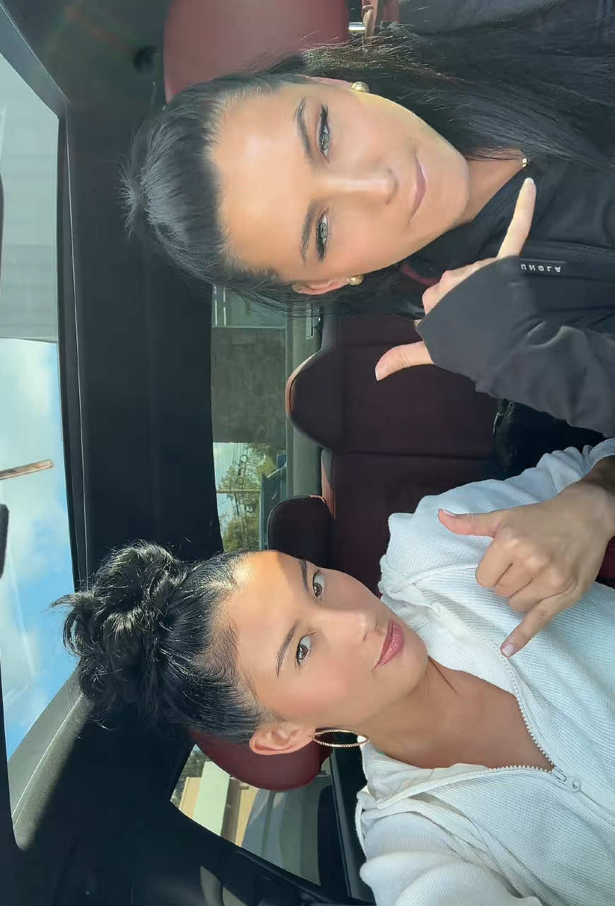 A post by @ on TikTok caption: 😏😏