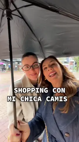 A post by @andrealondonor on TikTok caption: Hoy fui la styling personal de mi hija @camilareyeslondono para un viaje express a Medellín  #vlog  #moda #outfit  #mamaehija 