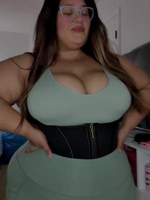 A post by @iam.mireyis on TikTok caption: Si si #viral #gordibuena #gordita #chubby #bww #plus #plussizefashion #aceptacioncorporal #aquiamamoslascurvas #goodvibes #chubbyqueen #amorpropio♡ #gorditas #bbwlove #foryou #parati #amorpropio #plussizefashion #plussizequeen #gorditas #gordita #caritabonita 