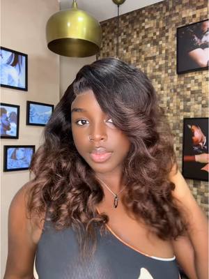 A post by @bozick224 on TikTok caption: #pourtoi #guineenne224🇬🇳 #viralvideos #beauty #fiance 