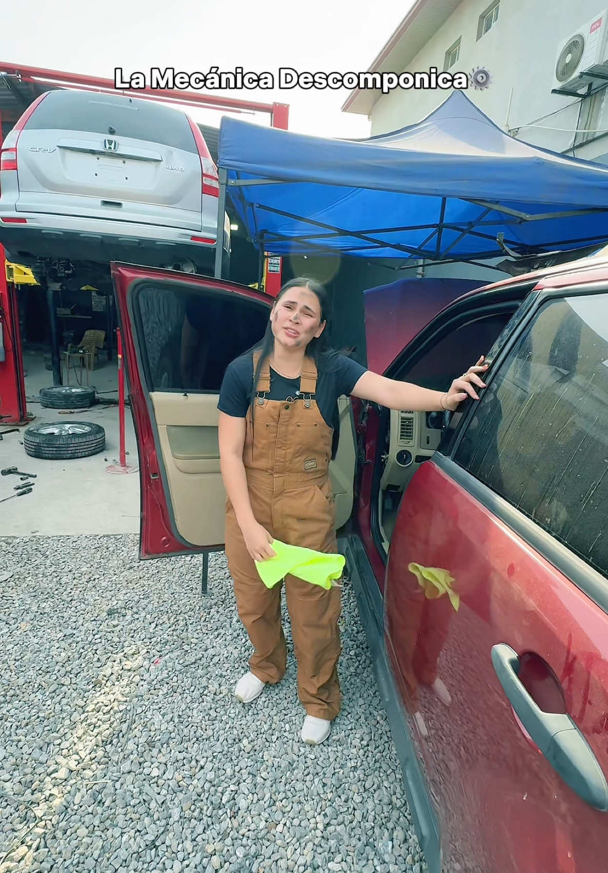 A post by @wilukaa on TikTok caption: Mi carro tenía una sopa 🥹 @Chiliwilyy 🐣 