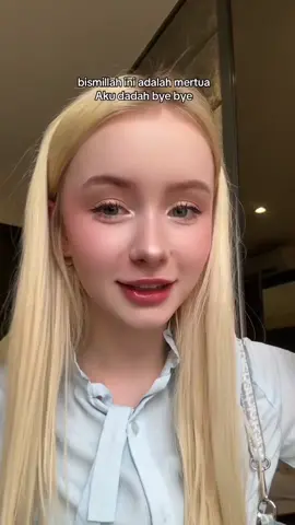 A post by @bule_barbie on TikTok caption: Bule barbie mau pergi ngedate dulu, siapa tahu cocok ya ga kaya kemarin🥹