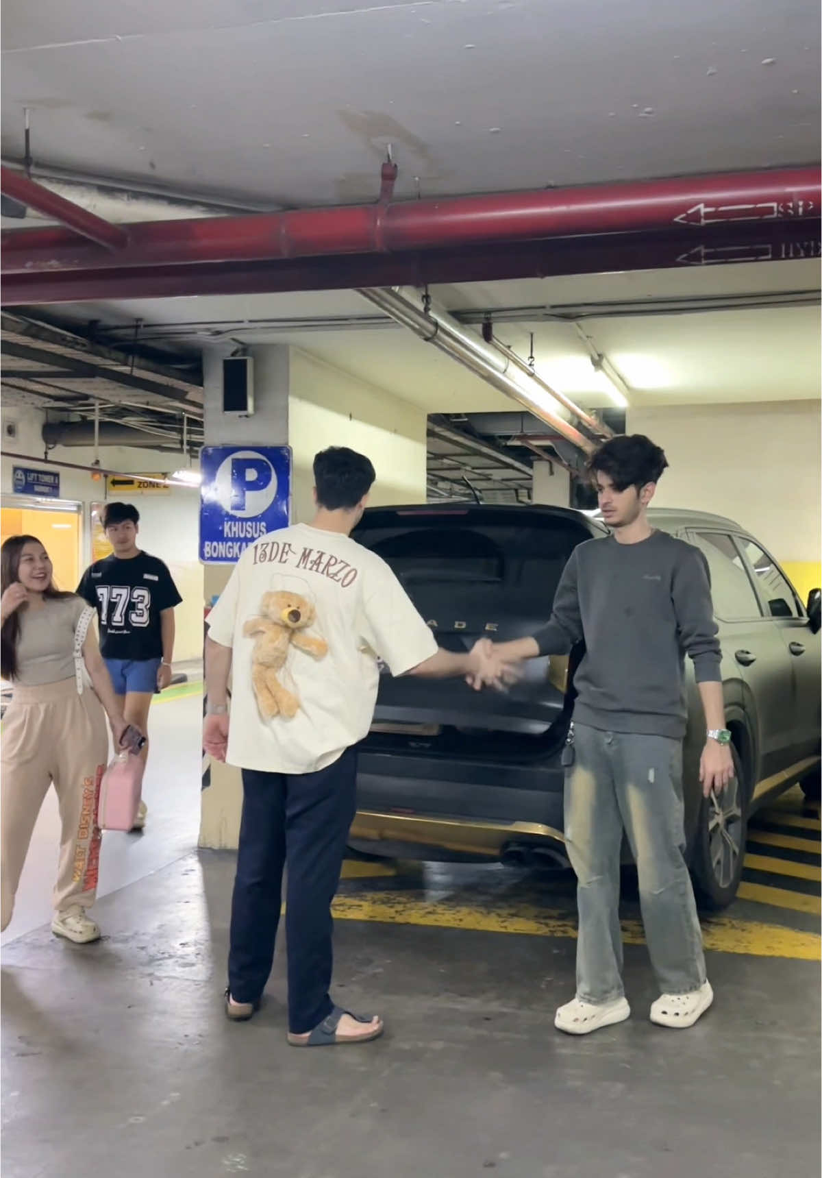 A post by @akashellahi on TikTok caption: Allhamdulilah mulai pindah#akashellahi 