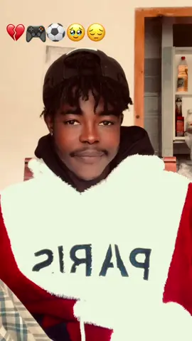 A post by @pepetokha on TikTok caption: 💔😞🔥⚽️🎮#pepetokha #soninkara🇸🇳🇲🇱🇲🇷🇬🇲🇬🇳 @SNNEEZY OFFiCIEL🍀 #nouakchott #barcelona 
