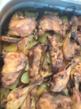 A post by @kurdische1710 on TikTok caption: #طبخ_كردي #CapCut #لايك_اكسبلور_متابعه #المانيا🇩🇪 #اطباق_لذيذه #اكلات_كردية #المانيا_السويد_النمسا_النروج_دينيمارك #اكلات_سريعة #تحضير_اكلات #طبخ #مشهي #laeibzeg #kurdischeküche #icecream #snack #kochen #kiosk 