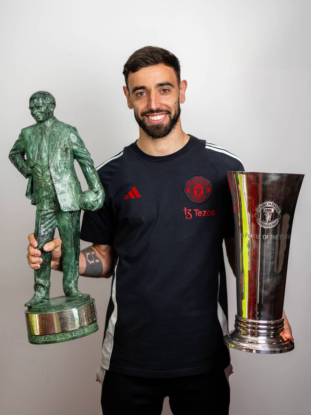 A post by @manutd on TikTok caption: @Bruno Fernandes and @Amad claim our individual accolades for the season 👏 #MUFC #ManUtd #BrunoFernandes #Amad