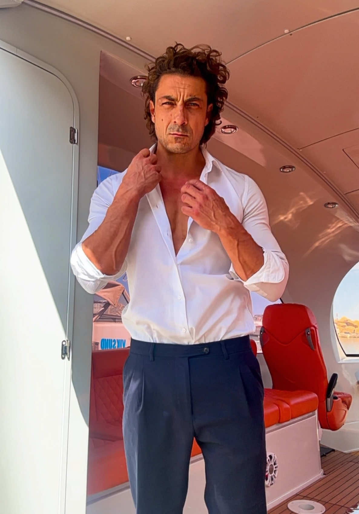 A post by @ on TikTok caption: #jetcapsule  #jetmode #privatejet #seajet #yacht #yachting #yachtman #luxury #transportation #skipper #mood #fyp #superyacht #boat #lifestyle #italian #sailing #sail #boating #watercraft #watermobility #mobility #design #lazzarini 