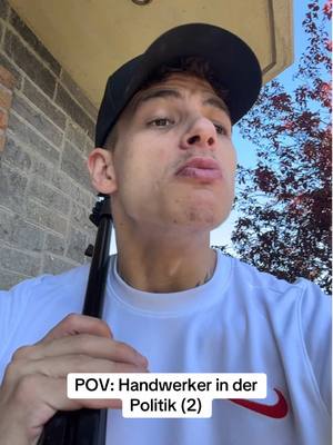 A post by @justinklck on TikTok caption: 30 Februar sind die Wahlen für Harald 🗳️ #Handwerk#gurke#Baustelle#2beine2steine#Viral#fyp#comedy#Ausbildung#witzig#funny   