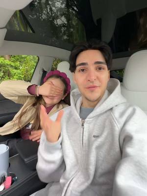 A post by @emiirbayrak on TikTok caption: Stimmt das überhaupt?😂👀