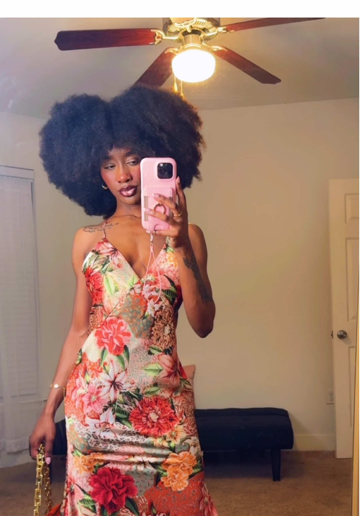 A post by @thatssomaygan on TikTok caption: My Afro is my crown 👑 #naturalhair #afro #4ahair #4bhair #4chair  