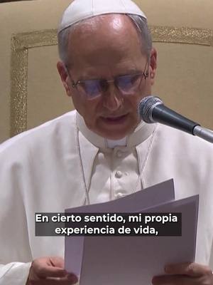 A post by @latinus_us on TikTok caption: El Papa León XIV insta a respetar a los migrantes y desafía las opiniones de Donald Trump. #Latinus #InformaciónParaTi