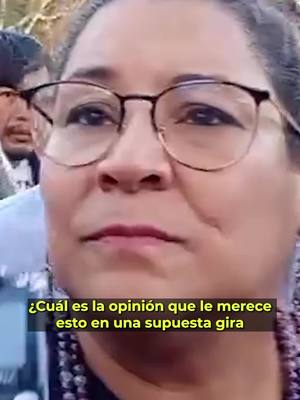 A post by @latinus_us on TikTok caption: Si eso es una gran crítica, que me destacen: Lenia Batres sobre su vuelo en primera clase; niega tener camioneta de lujo. #Latinus #InformaciónParaTi