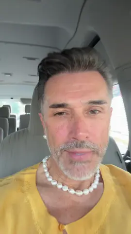 A post by @sergiomayerb_ on TikTok caption: Solo fui un juguete de tu colección 