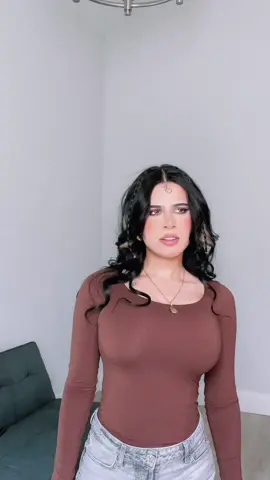 A post by @nadiazuniga on TikTok caption: Big difference ☝🏼 #foryoupage #foryou #fyp #fy 