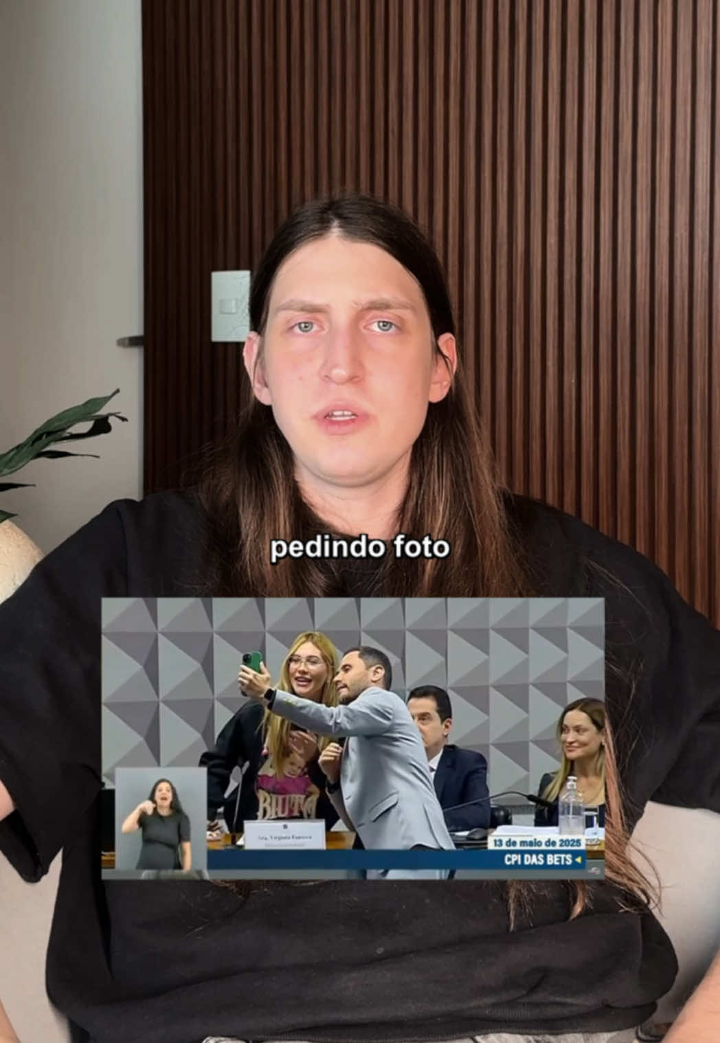A post by @felca on TikTok caption: sobre a cpi das bets