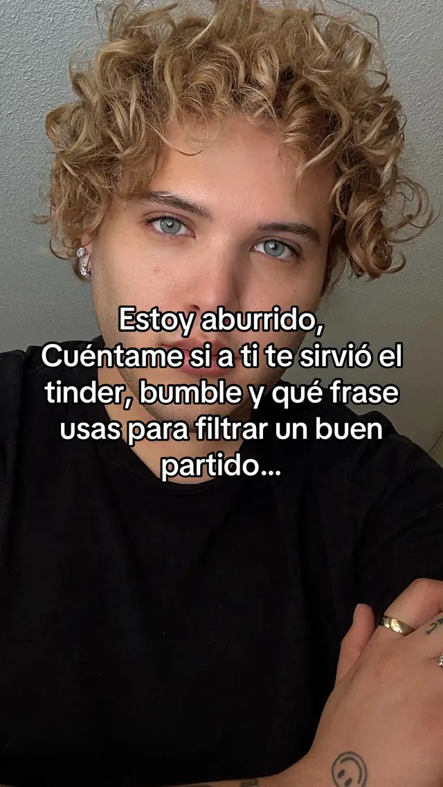 A post by @robdawe on TikTok caption: Mi #tinder y #bumble estan rotos, veamos si hay historias de éxito por aquí 👀