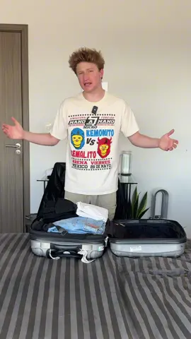 A post by @alextachers on TikTok caption: El miedo a cagarme es real 😨💩