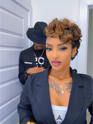 A post by @bizmike on TikTok caption: 🤴🏾and she got it 👸🏽 #bizmike #queen_eftu @🎀  𝒬𝓊𝑒𝑒𝓃_𝑒𝒻𝓉𝓊  🎀 @🤴🏾bizandef👸🏽 