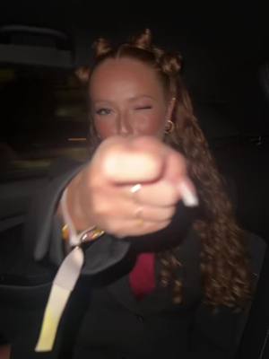 A post by @ilonaaln on TikTok caption: Ok je spoil mon look