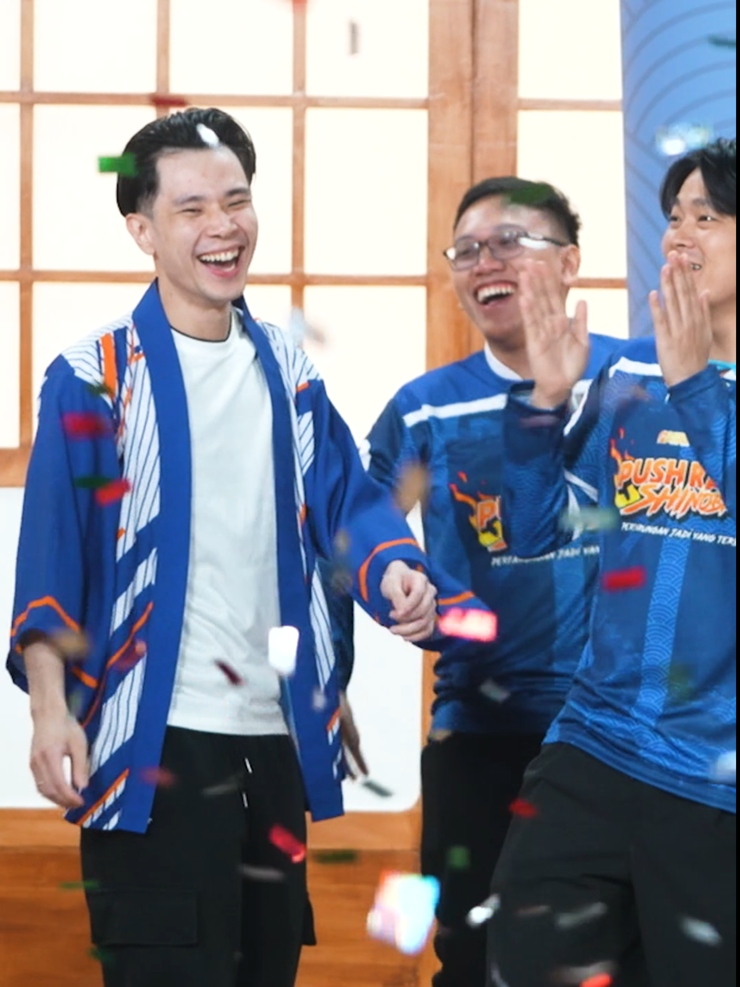 A post by @jessnolimit999 on TikTok caption: Guys, Final Match Push Rank Shinobi akhirnya selesai juga dan Klan Uchiha jadi championnya 🏆😀 Makasih ya buat kalian yang udah vote Klan Uchiha, luar biasa banget supportnya! 🔥 Buat yang ketinggalan nonton keseruan Final Match kemarin, kalian bisa nonton ulang di YouTube Mobile Legends Indonesia. Let's go, makin semangat main MLBBxNARUTO dan jadi juara di Land of Dawn! 🔥🔥🔥  #MLBBxNARUTO #MLBBJalanNinjaku #MLBBFreeGaaraSkin