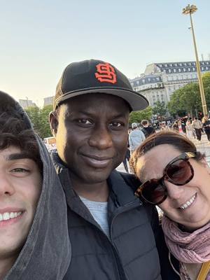 A post by @mettiudiproo on TikTok caption: giornata tra fiori , sole e tanto amore 💜