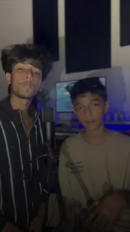 A post by @suwahas_dineth on TikTok caption: ඔන්න මල්ලි එක්ක cover එකක් ගෙනාව💗🥹(අමාවක🌒)@DILU Beats @King LOTUSS #suwahasdineth #sandasi #trending #fypシ゚viral #fyp  