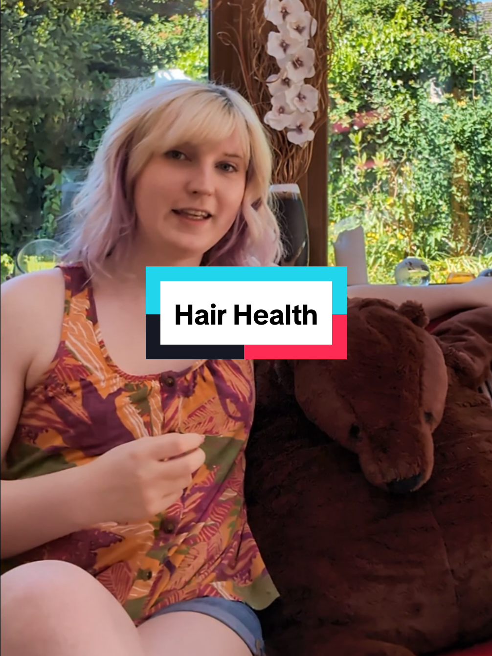 A post by @gwebulls on TikTok caption: For some reason, repeatedly bleaching your hair can damage it ?? Wild. #haircare #transhair 