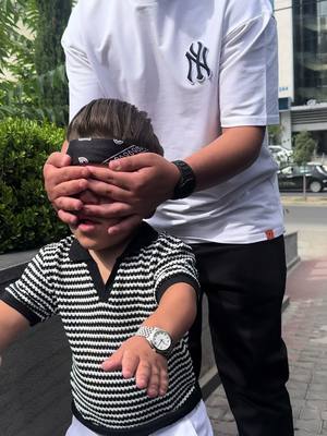 A post by @yahia_x on TikTok caption: 😂😂😂😂😂😂#يحيى_الزعبي 