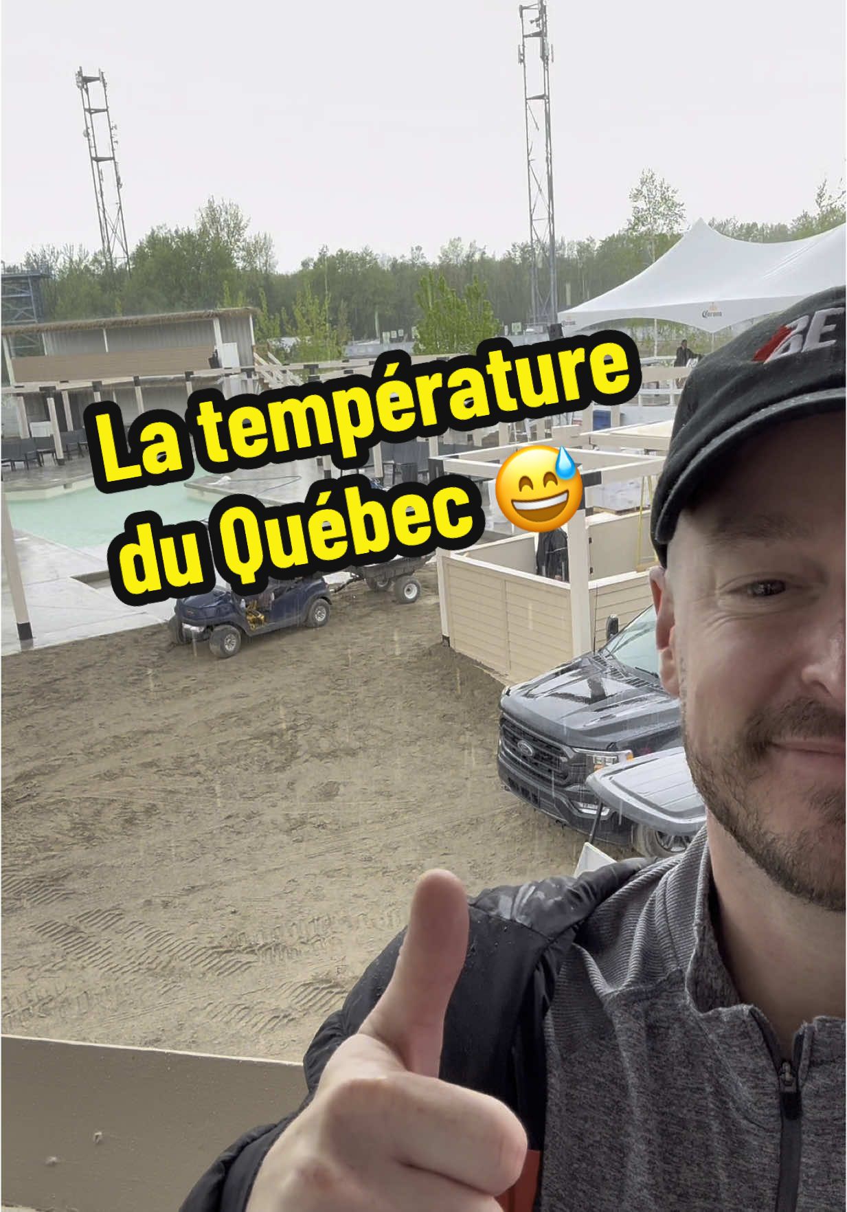 A post by @oliprimeau on TikTok caption: Vive la température du Québec 😅 #olivierprimeau #humour #pourtoi #montreal #entrepreneur 