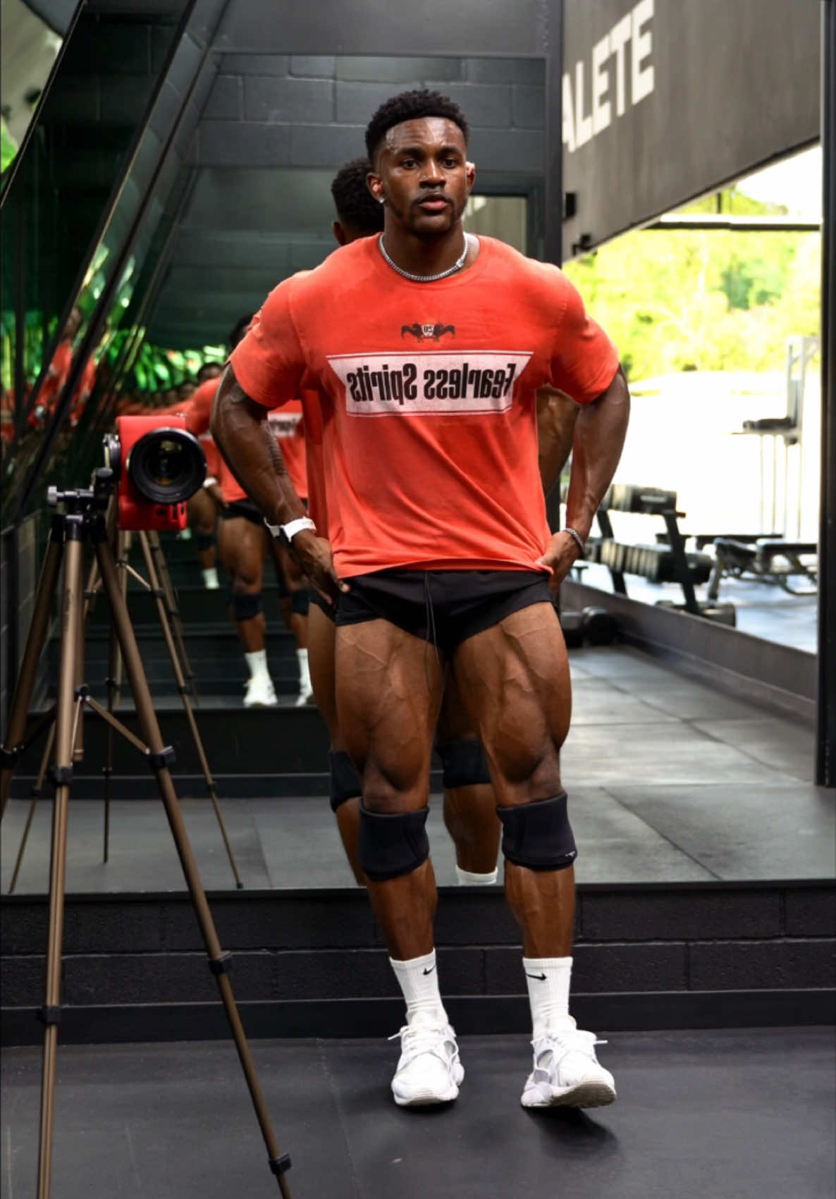 A post by @drayyofficial on TikTok caption: Grow Bigger Legs 🔥 Add Size & Definition w/ these 5 exercises! #fitness #fitnessmotivation #legday 
