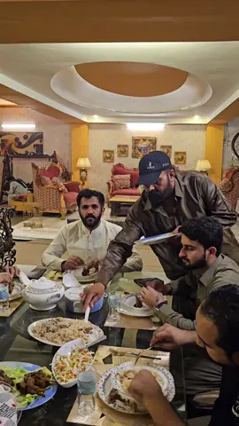 A post by @maandogarlive on TikTok caption: #Aliwaly #viralvideo #foryoupage #rajabfamily 