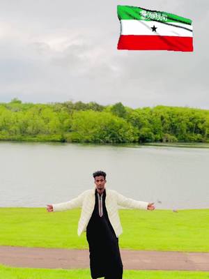 A post by @kingmirqaaye on TikTok caption: Reer somaliland hambalyo🔥❤️#mirqaaye😘 #somalitiktok #somali #somaligamergg1 #somalilandtiktok💚🤍❤ #somaliland #hambalyo18🇮🇷💚 #creatorsearchinsights @ＭａｒｋＯｓ:( @Nadiyoqurux 💃👑🏋️‍♀️ @Wiil baadiye🇸🇴✪  @KASHKA🎶🎶  @Malyuun Maanka ❤️  @Amisha 