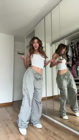 A post by @leaelui on TikTok caption: Me 🤝🏼 Spanish songs 