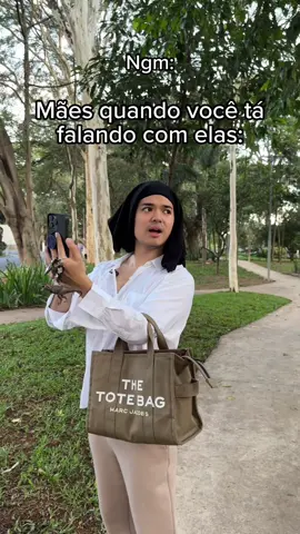 A post by @morimura on TikTok caption: vey pq elas são assim? juro