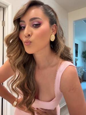 A post by @vasilvana1 on TikTok caption: #oufit 
