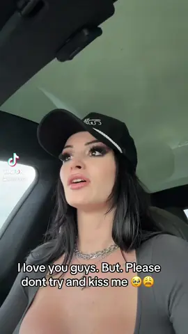 A post by @saraya on TikTok caption: Psa! 