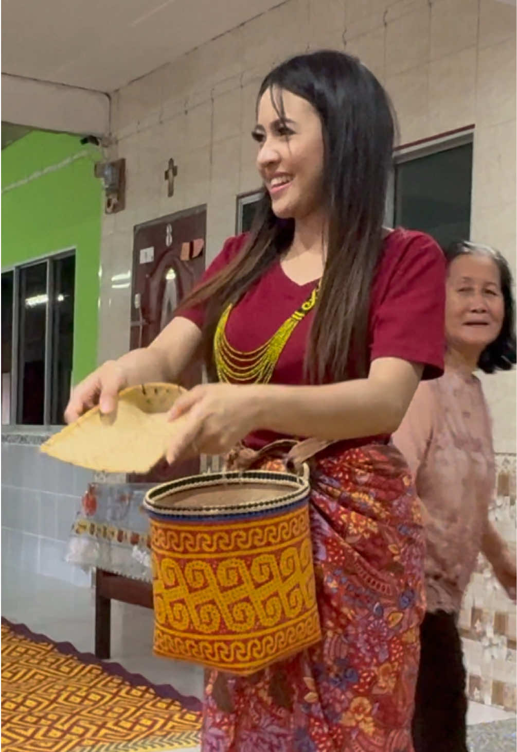 A post by @babyshimaofficial on TikTok caption: moga suka lagu baru shima “Maya Hari Gawai” ❤️😘 di yt xibo entertainment.. jangan lupa komen dan like di yt ya..🙏🏻🙏🏻  #babyshima #haireefrancis #mayaharigawai #lagugawai #fyp