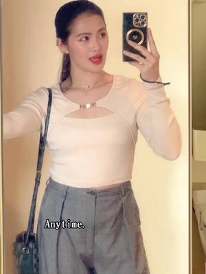 A post by @.jeniiie on TikTok caption: 😉