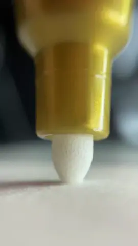 A post by @zaidalhamwi on TikTok caption: New ✨️Gold Marker ✨️ 💛 🖍🌌 #satisfying #ASMR #shorts 