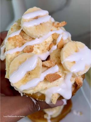 A post by @iamlexymogul on TikTok caption: Banana Pudding Donuts! 🍩🍌 #LexyMogul #FoodBlog 