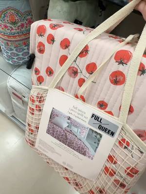 A post by @thriftyweenqueen on TikTok caption: Looking for that tomato lamp but found the quilt instead 