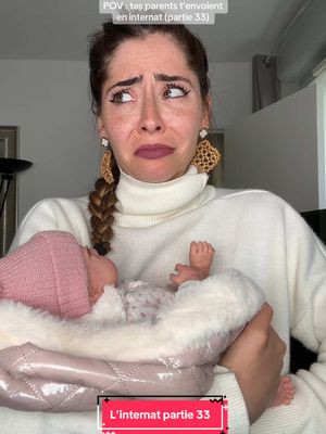 A post by @shayvise on TikTok caption: Est-ce que la mère d’Anna accepte d’accueillir Marina ? 😱🤣 #humour #pourtoi #foryou   PS : je tiens à rappeler que cette série est une fiction purement inventée pour aboutir à une réflexion sur la complexité du harcèlement. Évidemment, les situations ne sont pas à reproduire ! 
