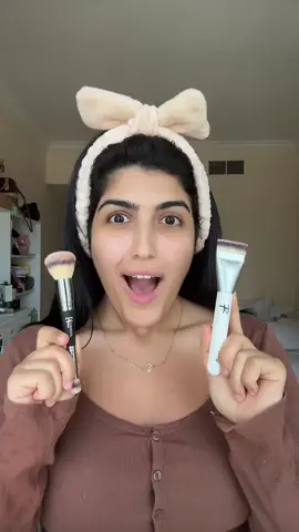 A post by @sarahhmiladd on TikTok caption: اي Brush حبيتو اكثر 7 او 10 🤭؟  @itcosmeticsme @SephoraMiddleEast  #itcosmeticsme #itcosmetics #makeup #itcosmeticspartner 