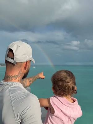 A post by @maluma on TikTok caption: Un día conmigo en la isla 🌊🌊